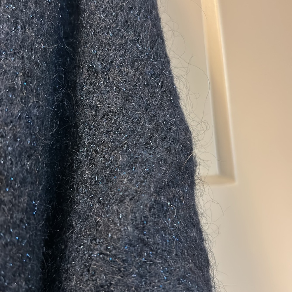 HM Sweater - Picture 4 of 4
